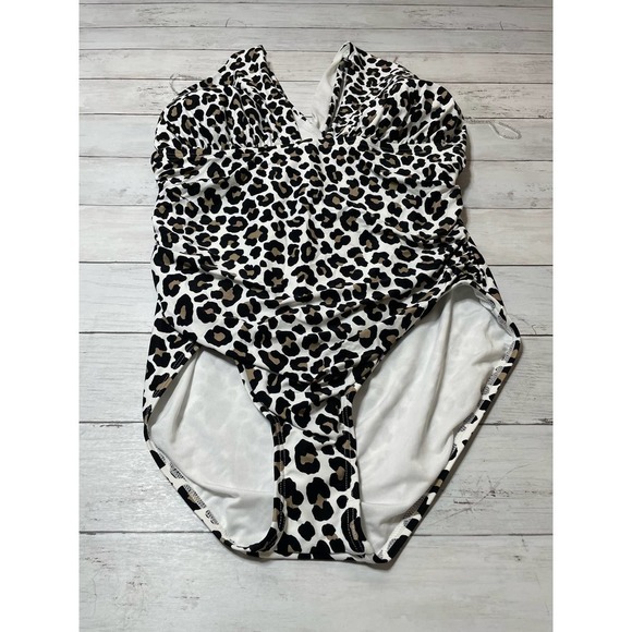 MICHAEL Kors Plus Size Shirred Cross Front One Piece Swimsuit Leopard 18W - Picture 3 of 11